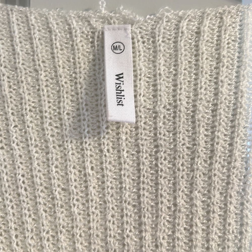 Sweater - Picture 2 of 2
